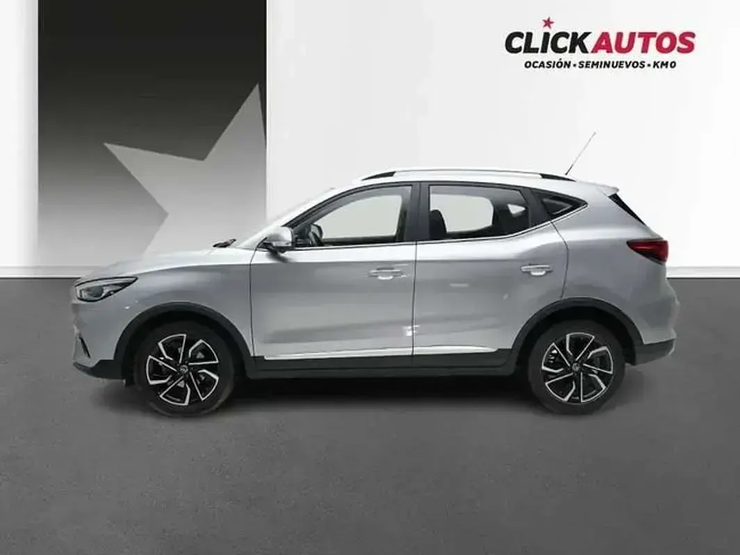 Usado MG ZS Luxury 107 CV (78 kW) 2025 Plateado SUV