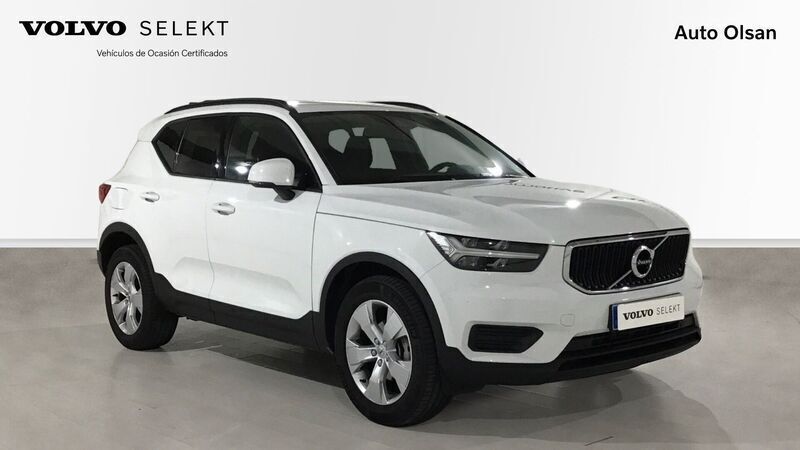 Usado Volvo XC40 Plus 211 CV (155 kW) 2023 Blanco SUV