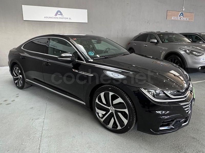 Usado VW Arteon R-line 190 CV (139 kW) 2019 Negro Utilitario