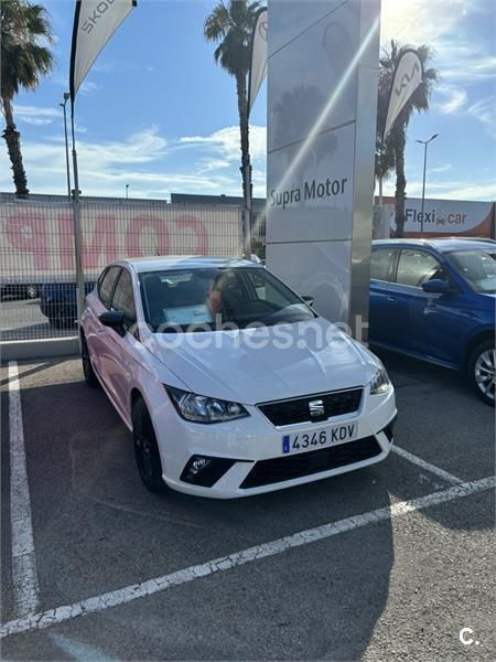Blanco Usado 2017 Seat Ibiza XCELLENCE Berlina | 9600 € (Precio justo) - Imagen 1/4