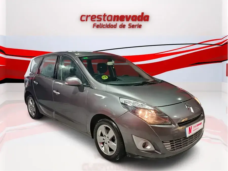 Usado Renault Scenic E-Tech Dynamique 131 CV (96 kW) 2011 Gris / plata