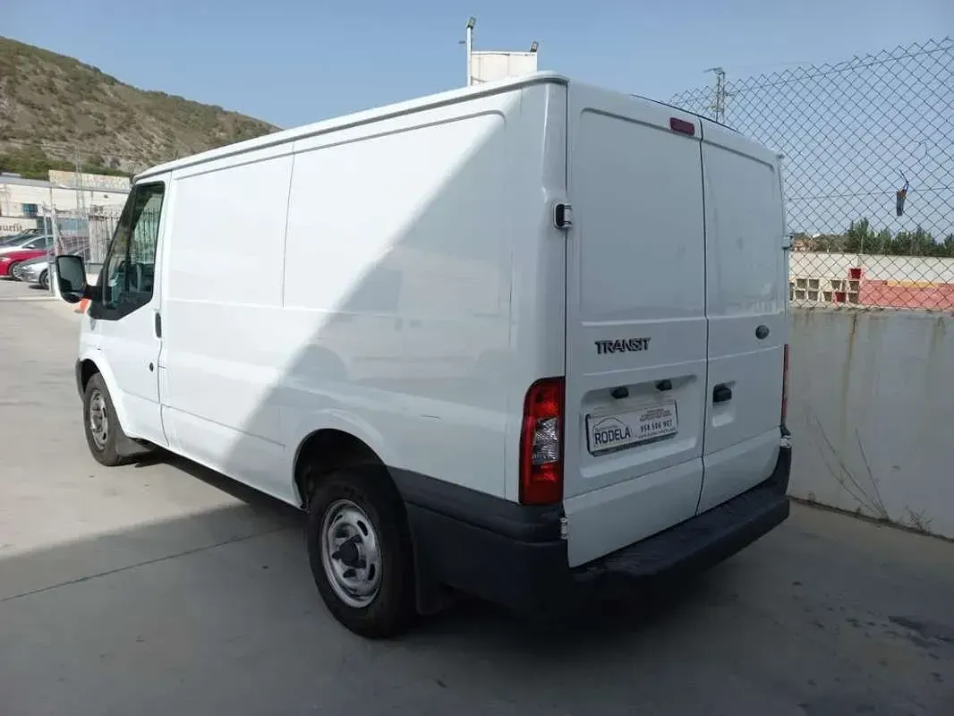 Usado Ford Transit 101 CV (74 kW) 2013 Blanco Van