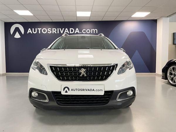 Usado Peugeot 2008 Style 130 CV (95 kW) 2018 Blanco banquise (opaco) SUV
