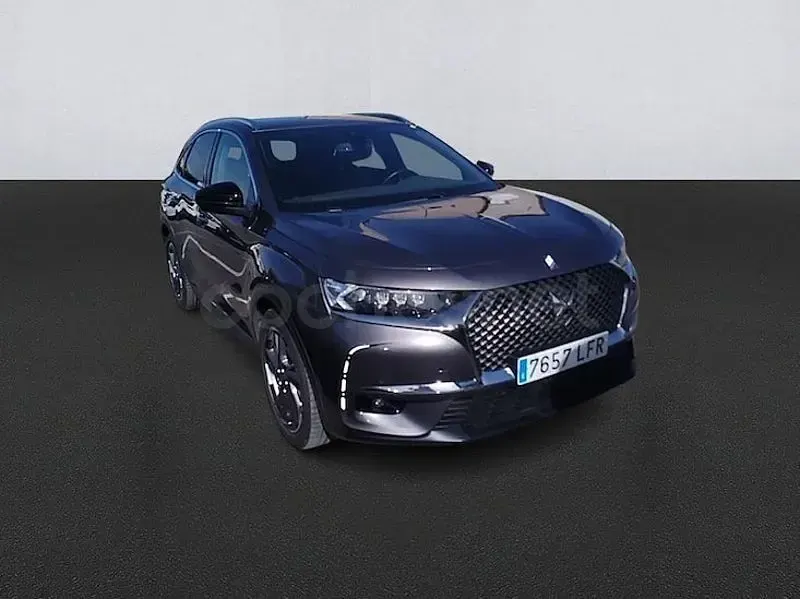 Usado DS Automobiles DS7 Crossback So Chic 300 CV (220 kW) 2020 Gris / plata SUV