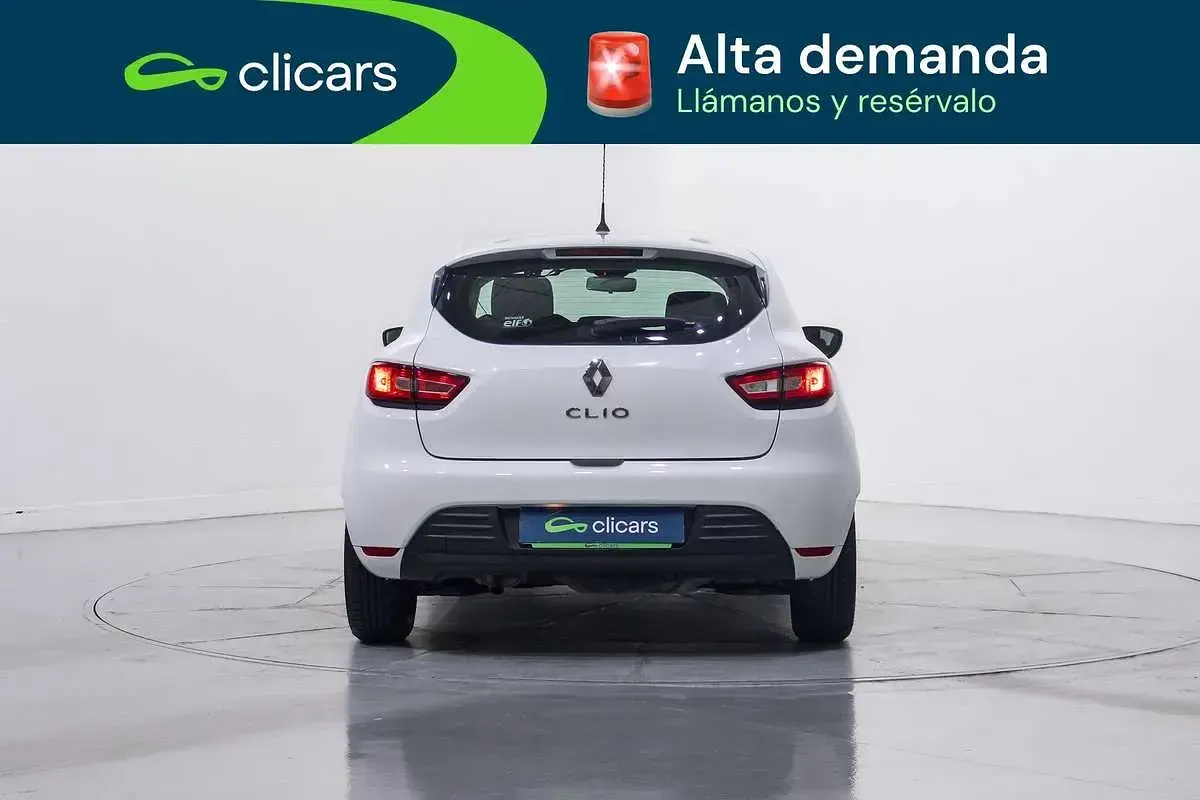 Begagnad Renault Clio IV Business 90 HK (66 kW) 2019 Vit Halvkombi