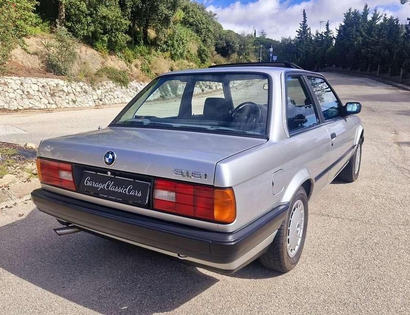 Usado BMW 316 102 CV (75 kW) 1990 Gris Berlina