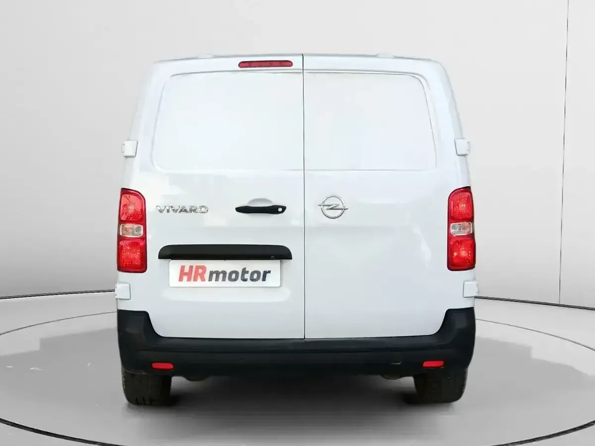Usado Opel Vivaro-e Combi 120 CV (88 kW) 2023 Blanco Monovolumen