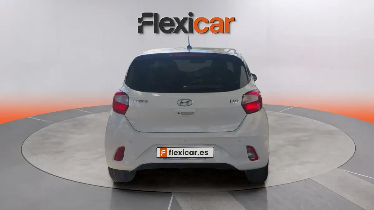 Używany Hyundai i10 67 KM (49 kW) 2023 Biały Hatchback