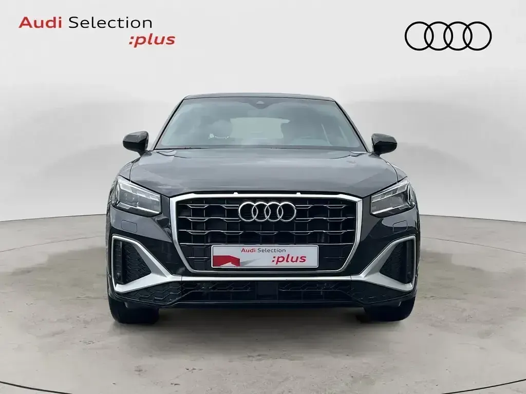 Usado Audi Q2 116 CV (85 kW) 2023 Negro SUV