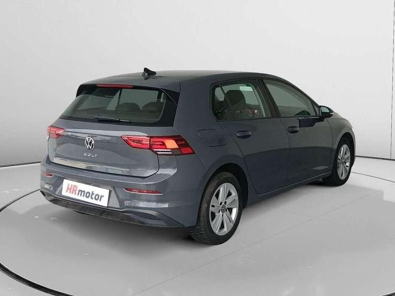 Usado VW Golf VIII Life 111 CV (81 kW) 2024 Gris Utilitario