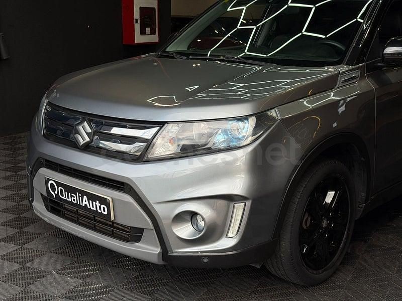 Usado Suzuki Vitara GLX 120 CV (88 kW) 2016 Gris / plata SUV