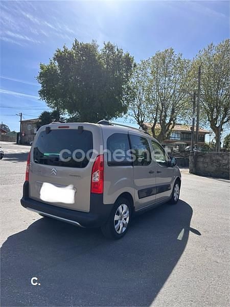 Usado Citroën Berlingo XTR 110 HP (80 kW) 2009 Bege Monovolume