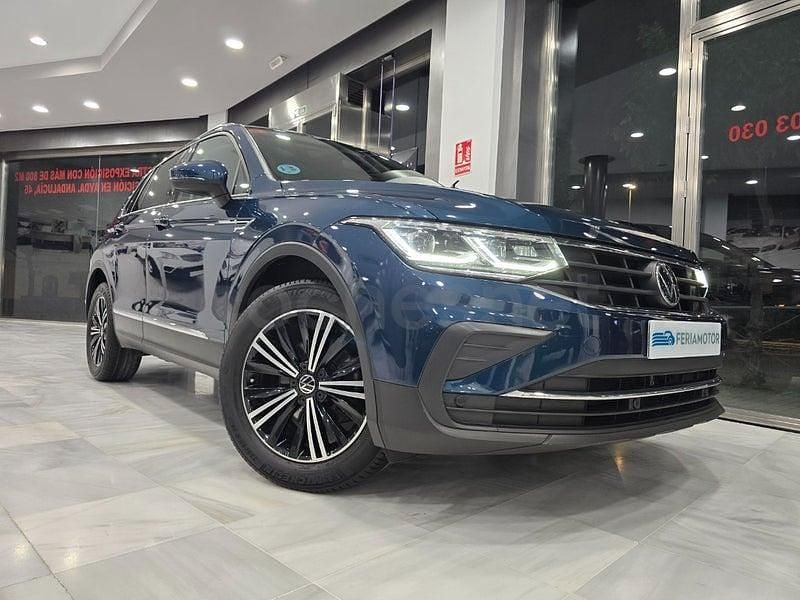 Usado VW Tiguan Life 150 CV (110 kW) 2021 Azul SUV