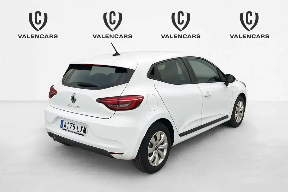 Usado Renault Clio Intens 67 CV (49 kW) 2022 Blanco Utilitario