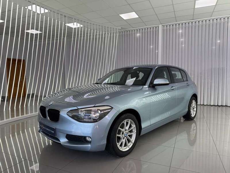 Azul Usado 2015 BMW 116 Sport Line Utilitario | 10.990 € (Buen precio) - Imagen 1/4