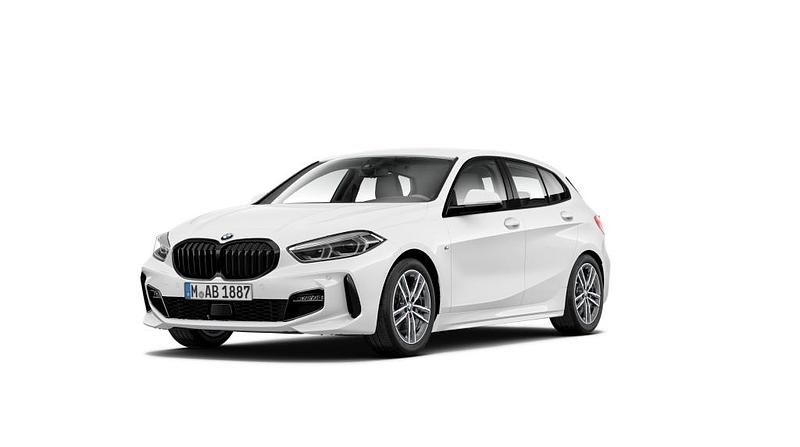 Begagnad BMW 118 Executive 140 HK (102 kW) 2021 Halvkombi