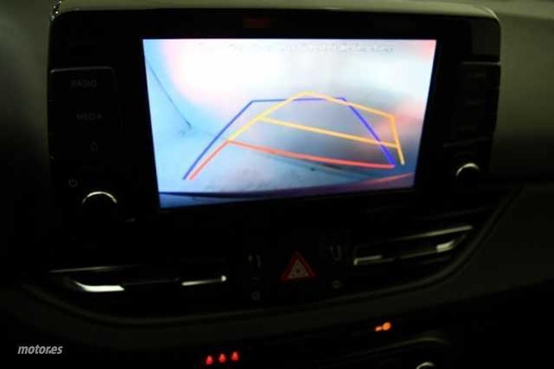 Verde Usado 2024 Hyundai i30 N Line | 21.990 € (Un poco caro) - Imagen 1/1