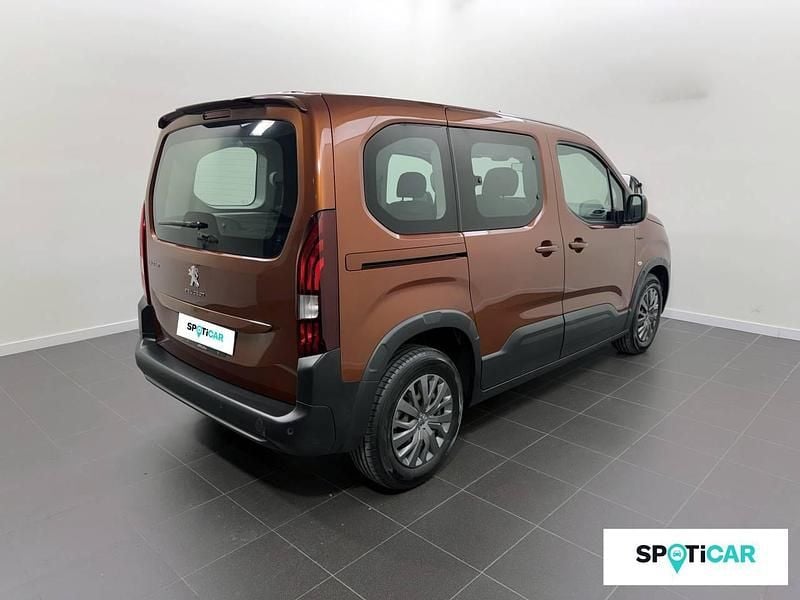 Usado Peugeot Rifter 130 CV (95 kW) 2021 Naranja Monovolumen