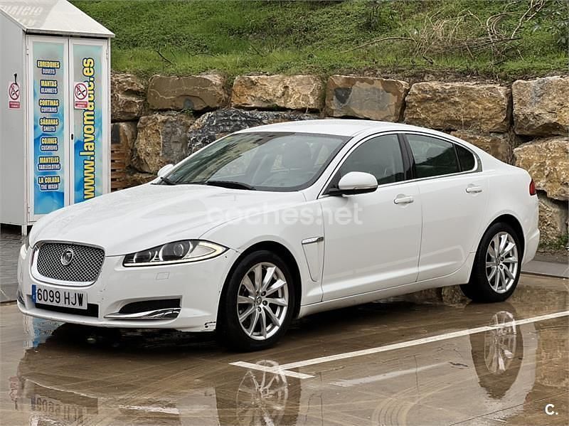 Usado Jaguar XF Premium Luxury 190 CV (139 kW) 2012 Blanco Berlina