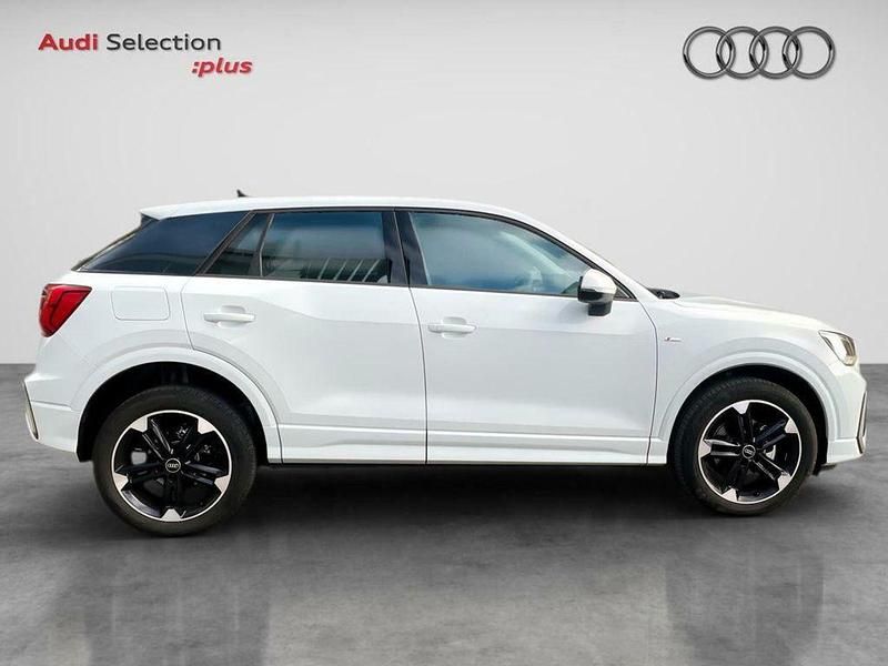 Usado Audi Q2 S-Line 116 CV (85 kW) 2023 Blanco SUV