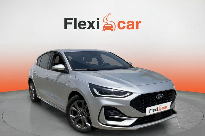 Gris Usado 2022 Ford Focus ST-Line Berlina | 17.090 € (Super precio) - Imagen 1/4