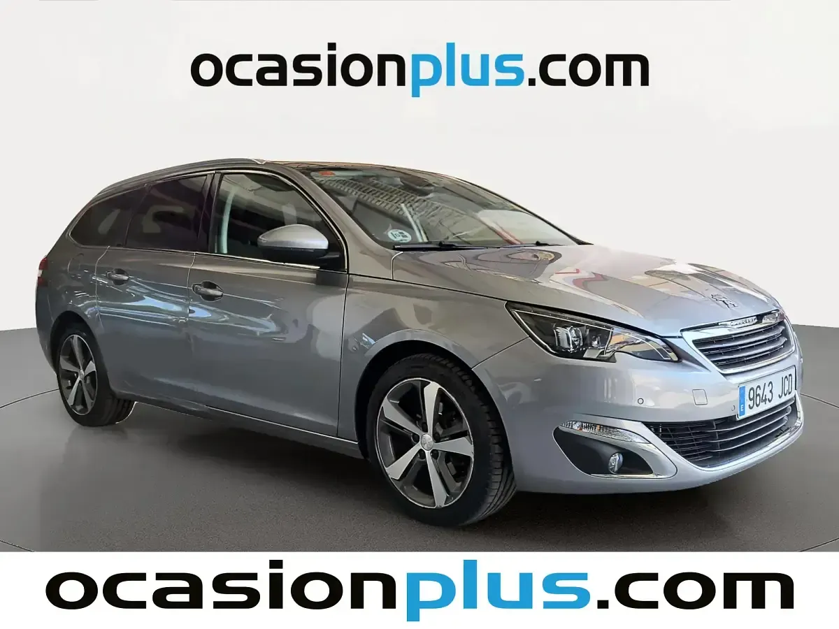 Usado Peugeot 308 Allure 115 CV (84 kW) 2015 Gris Familiar