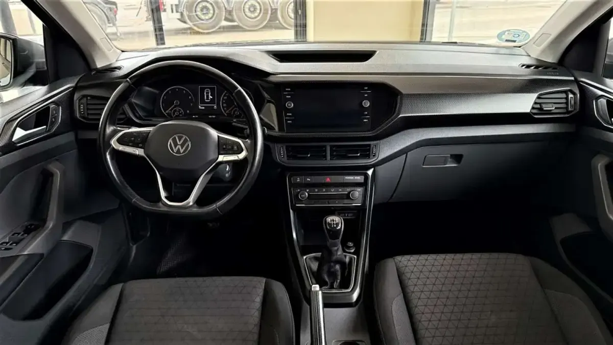 Używany VW T-Cross Advance 95 KM (69 kW) 2021 Szary SUV