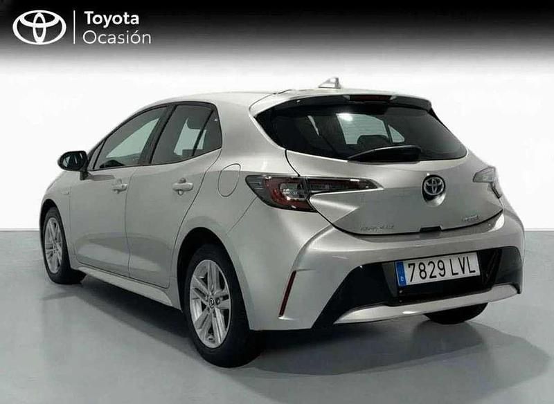 Usado Toyota Corolla Active 122 CV (89 kW) 2021 Gris Utilitario