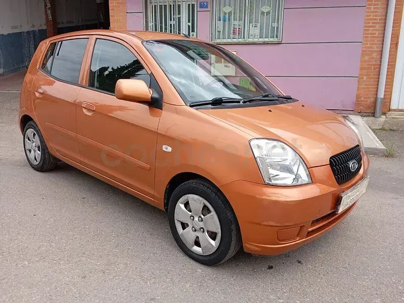 Usado Kia Picanto EX 65 CV (47 kW) 2006 Naranja Utilitario