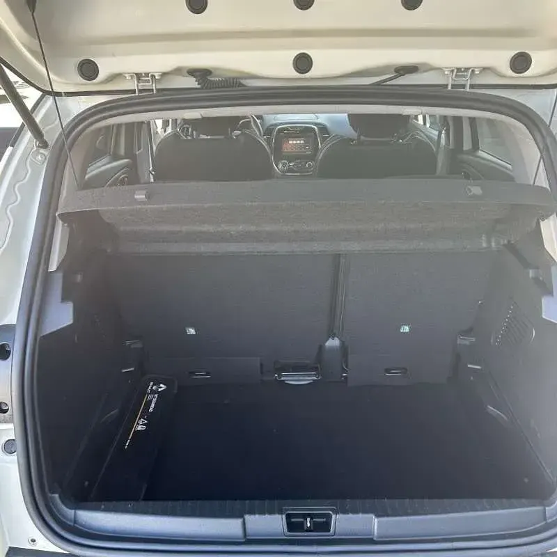 Occasion Renault Captur Zen 90 PK (66 kW) 2017 Beige SUV