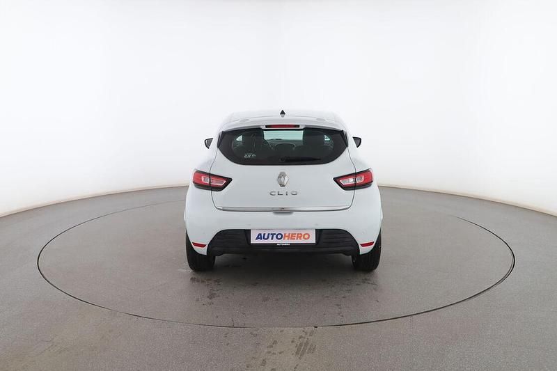 Usado Renault Clio IV Zen 90 CV (66 kW) 2019 Blanco Utilitario