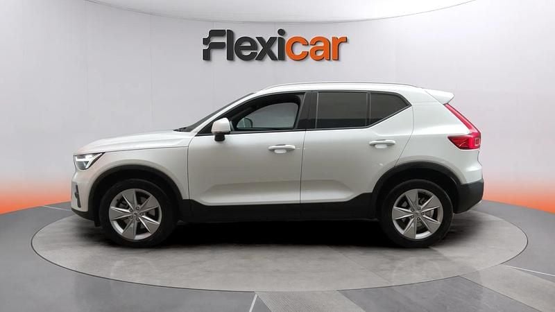 Usado Volvo XC40 Core 163 CV (119 kW) 2024 Blanco SUV