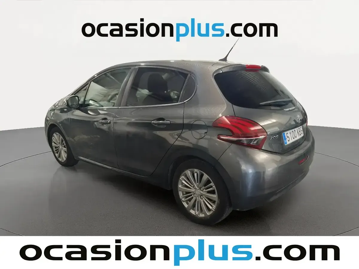 Usado Peugeot 208 Style 75 CV (55 kW) 2017 Gris Utilitario