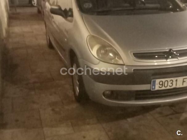 Gris / plata Usado 2007 Citroën Xsara Picasso Exclusive Monovolumen | 2400 € (Precio justo) - Imagen 1/4