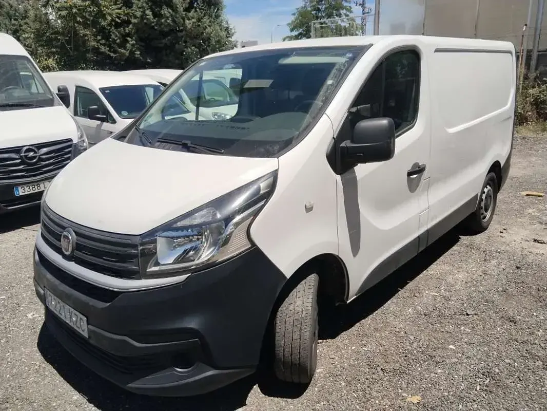 Usado Renault Trafic 120 CV (88 kW) 2019 Monovolumen