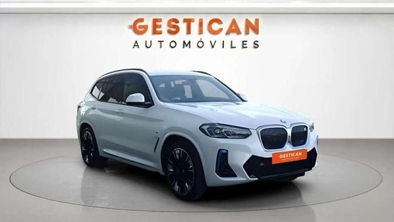 Usado BMW iX3 M Sport 210 kW (286 CV) 2023 Blanco SUV