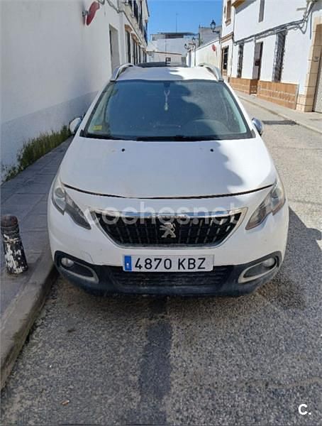 Usado Peugeot 2008 Style 100 CV (73 kW) 2017 Blanco SUV