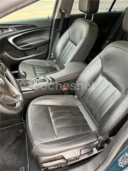 Usado Opel Insignia Sportive 170 CV (125 kW) 2016 Negro Berlina