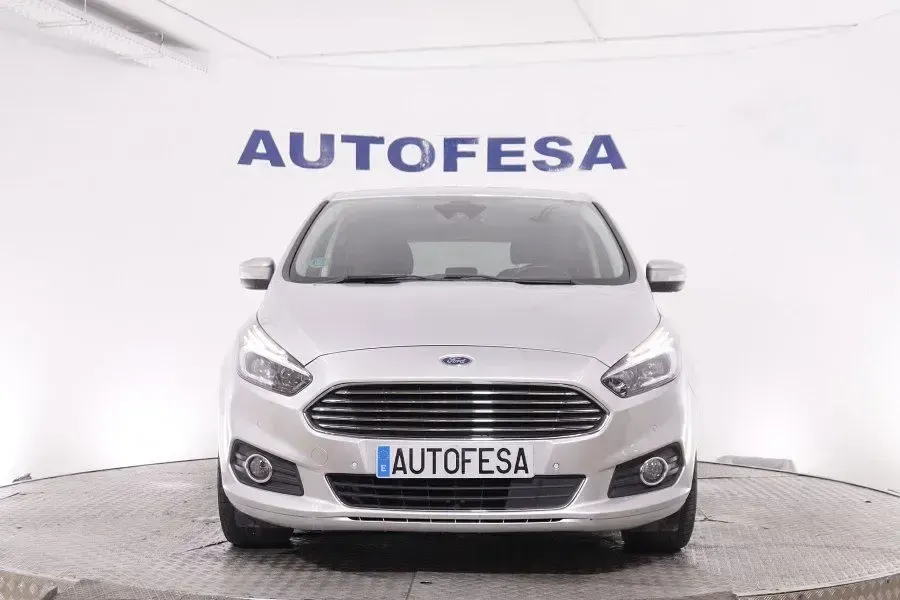 Usado Ford S-MAX Titanium 150 CV (110 kW) 2015 Plata Monovolumen