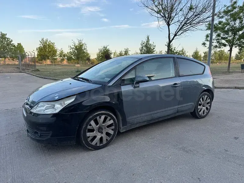 Usado Citroën C4 VTR Sport 138 CV (101 kW) 2007 Negro Berlina