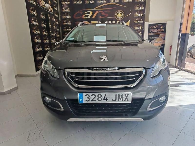 Usado Peugeot 2008 Active 100 CV (73 kW) 2016 Gris / plata SUV