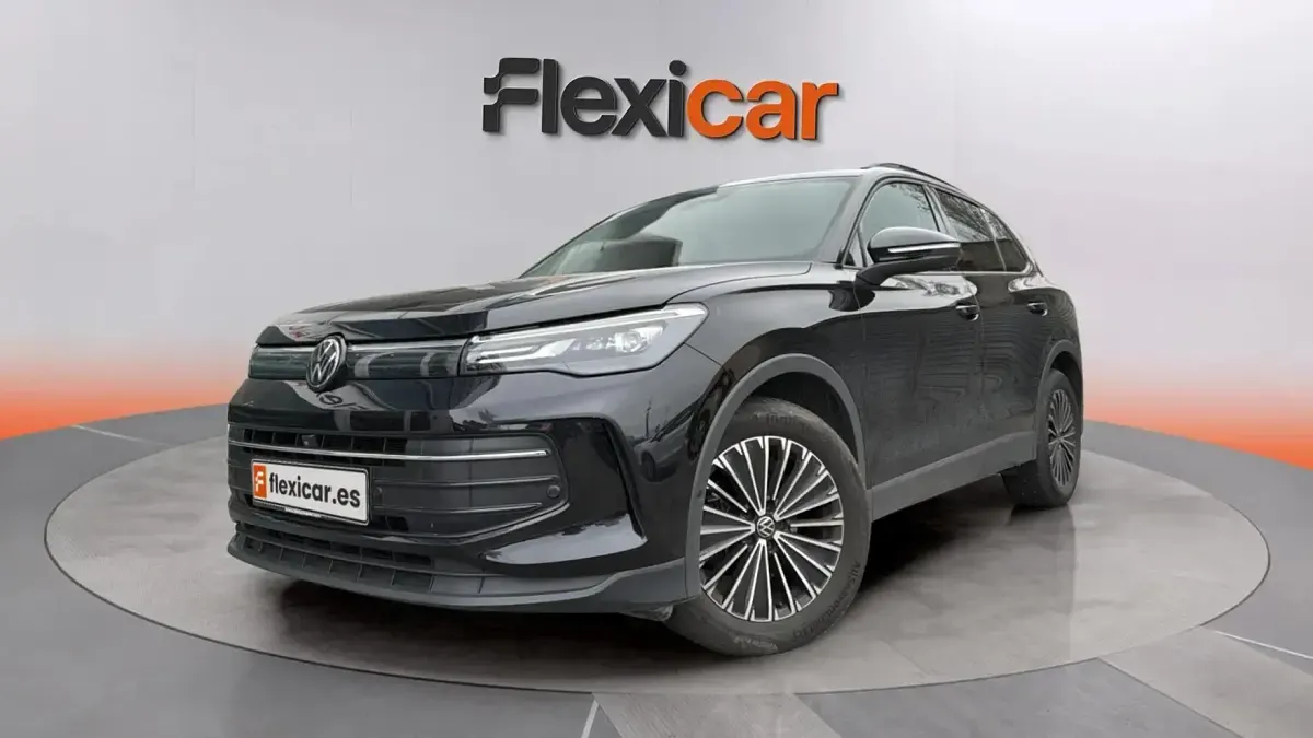 Usado VW Tiguan Life 150 CV (110 kW) 2024 Negro SUV