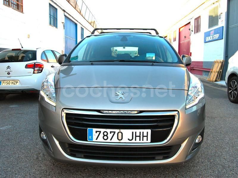 Beige Usado 2015 Peugeot 5008 Allure Monovolumen | 8900 € (Precio justo) - Imagen 1/4