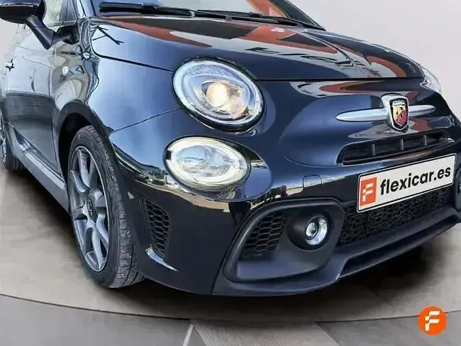 Usado Abarth 595 Turismo 165 CV (121 kW) 2022 Negro Utilitario