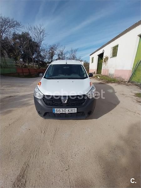 Blanco Usado 2018 Dacia Dokker Essentiel Monovolumen | 7200 € (Precio justo) - Imagen 1/4