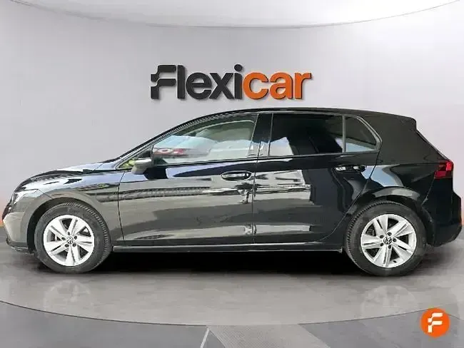 Usado VW Golf VII Advance 150 CV (110 kW) 2020 Negro Berlina
