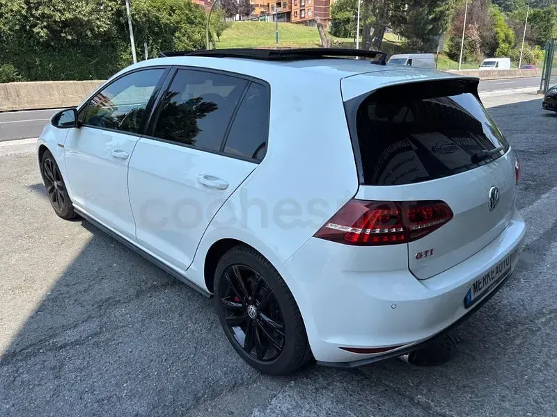 Usado VW Golf VII GTI 230 CV (169 kW) 2017 Blanco Berlina