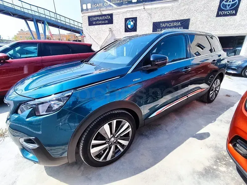 Usado Peugeot 5008 GT 130 CV (95 kW) 2020 Azul SUV