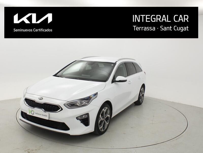Blanco Usado 2021 Kia Ceed Familiar | 16.900 € (Precio justo) - Imagen 1/4