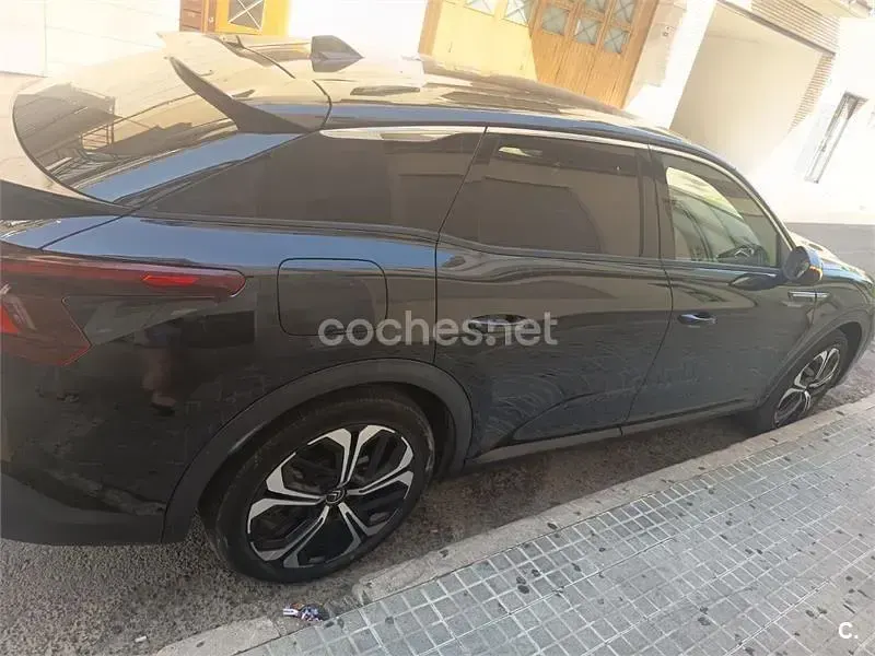 Usado Citroën C5 X 180 CV (132 kW) 2025 Negro Familiar